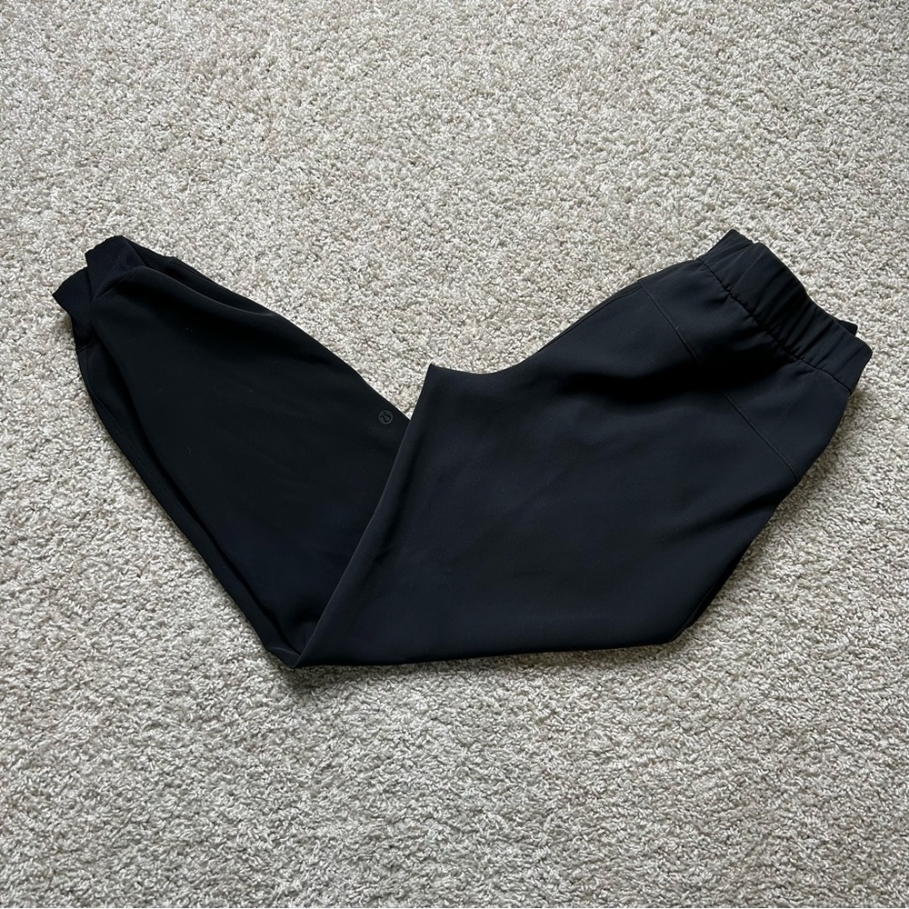 Lululemon On The Fly Jogger
